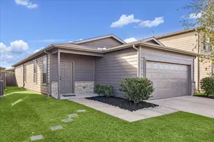 12314 Skyview Manor Dr, Houston, TX 77047 - Photo 1