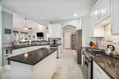 6319 Water Point Court, Humble, TX 77346 - Photo 9