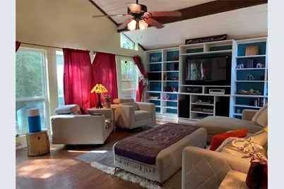 26604 Edgewood, Huntsville, TX 77320 - Photo 5