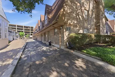 2574 Marilee Lane #39, Houston, TX 77057 - Photo 29