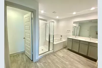 7023 Sunbreeze Lane, Rosenberg, TX 77469 - Photo 9