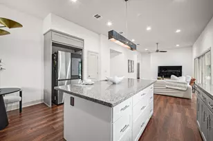 4643 Richmond Ave, Houston, TX 77027 - Photo 11