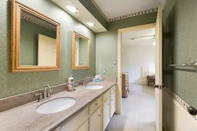 6719 Walton Heath Drive, Houston, TX 77069 - Photo 35