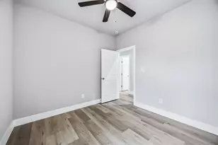 8512 Farqueson St, Houston, TX 77029 - Photo 17