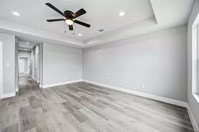 8512 Farqueson Street, Houston, TX 77029 - Photo 5