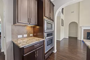 12611 Colonial Glen Ct, Pearland, TX 77584 - Photo 13