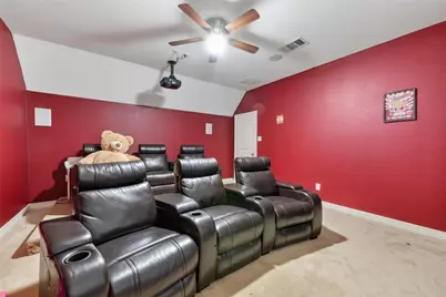 12611 Colonial Glen Ct, Pearland, TX 77584 - Photo 41