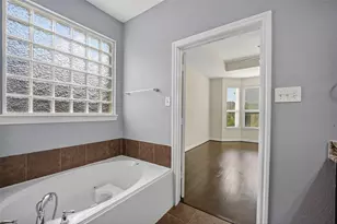 12611 Colonial Glen Ct, Pearland, TX 77584 - Photo 31