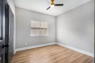 7643 Rainbow Bend Dr, Pasadena, TX 77505 - Photo 17