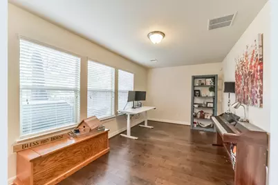 1517 Miles Oaks Place, Houston, TX 77043 - Photo 29