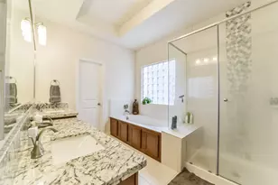 1517 Miles Oaks Pl, Houston, TX 77043 - Photo 21