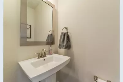 1517 Miles Oaks Place, Houston, TX 77043 - Photo 15