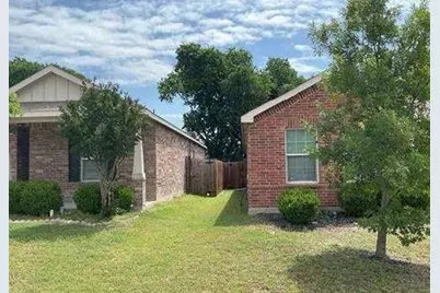 1725 Megan Creek Drive, Little Elm, TX 75068 - Photo 3