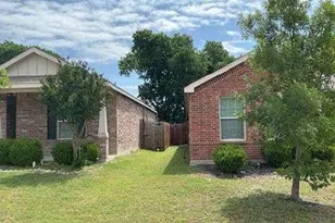 1725 Megan Creek Dr, Little Elm, TX 75068 - Photo 3