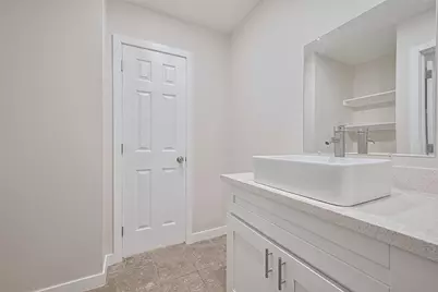 3300 Yorktown Street #17, Houston, TX 77056 - Photo 27