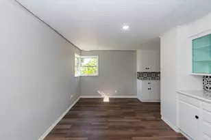 1230 W 4th St, Freeport, TX 77541 - Photo 17