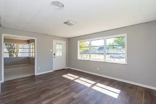 1230 W 4th St, Freeport, TX 77541 - Photo 11