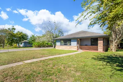 1230 W 4th Street, Freeport, TX 77541 - Photo 3