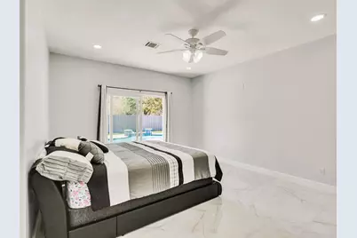 11902 Hueco Tanks Drive, Sugar Land, TX 77498 - Photo 27