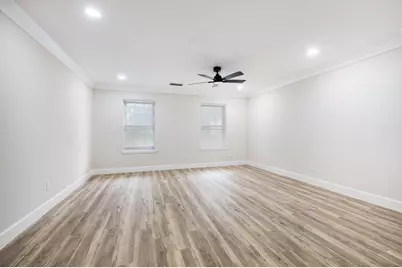 2207 S Palm Court, Pasadena, TX 77502 - Photo 13