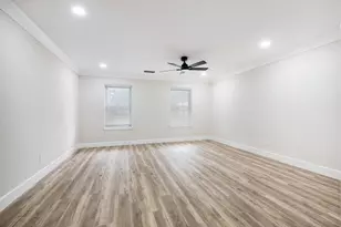 2207 S Palm Ct, Pasadena, TX 77502 - Photo 13