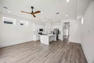 441 Hahlo St, Houston, TX 77020 - Photo 11