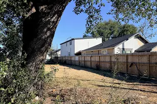 3512 Castor St, Houston, TX 77022 - Photo 3