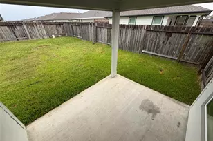 610 Lost Crk Dr, Cove, TX 77523 - Photo 13