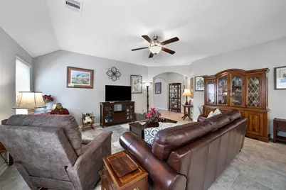 214 Pleasant Hill Way, Conroe, TX 77304 - Photo 13