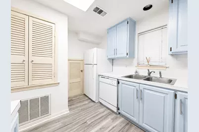 2529 Rio Grande Street #91, Austin, TX 78705 - Photo 15