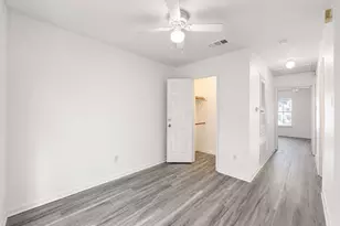 2529 Rio Grande St, Austin, TX 78705 - Photo 17