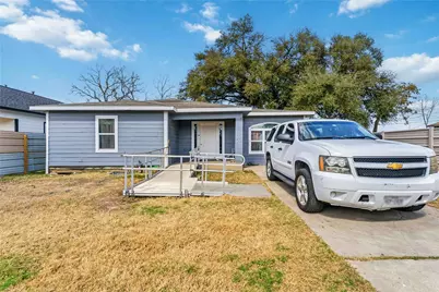 221 Calloway Street, Houston, TX 77029 - Photo 1