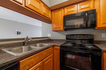 2621 Marilee Lane #3, Houston, TX 77057 - Photo 9