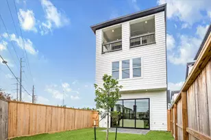 1006 Golden Nectar, Houston, TX 77008 - Photo 1