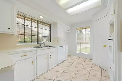 9907 Sagegreen Drive, Houston, TX 77089 - Photo 3