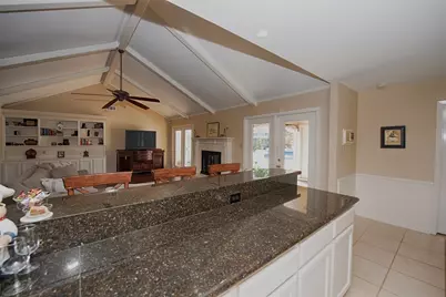18502 Vinland Drive, Nassau Bay, TX 77058 - Photo 19