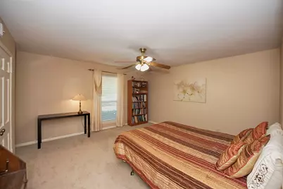 18502 Vinland Drive, Nassau Bay, TX 77058 - Photo 31