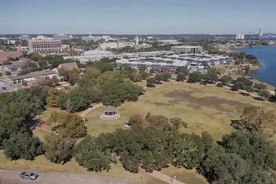 18502 Vinland Drive, Nassau Bay, TX 77058 - Photo 45