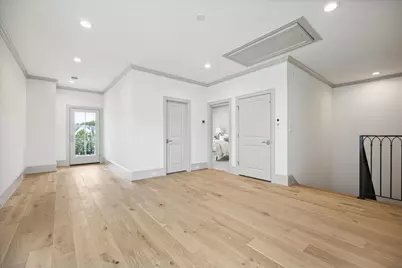 207 Sutton Row Place, Houston, TX 77024 - Photo 21