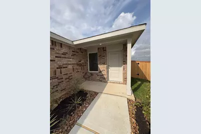 5727 Little Redwing Drive, Baytown, TX 77521 - Photo 3