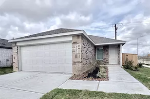 5727 Little Redwing Dr, Baytown, TX 77521 - Photo 1