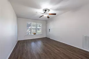 502 Bellmar Ln, Friendswood, TX 77546 - Photo 3