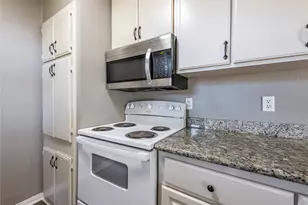 502 Bellmar Ln, Friendswood, TX 77546 - Photo 7