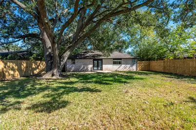 502 Bellmar Lane, Friendswood, TX 77546 - Photo 19