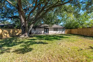 502 Bellmar Ln, Friendswood, TX 77546 - Photo 19