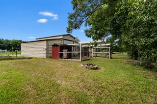 52 County Rd 302, Alvin, TX 77511 - Photo 19