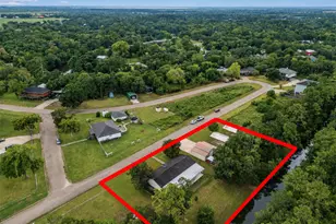 52 County Rd 302, Alvin, TX 77511 - Photo 5