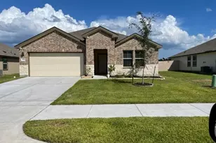 203 Comal Dr, Huntsville, TX 77340 - Photo 1