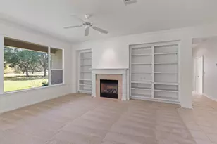 103 Brooks Cir, Georgetown, TX 78633 - Photo 9
