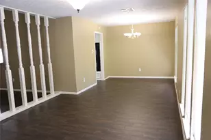2215 Silver Falls Dr, Houston, TX 77339 - Photo 3